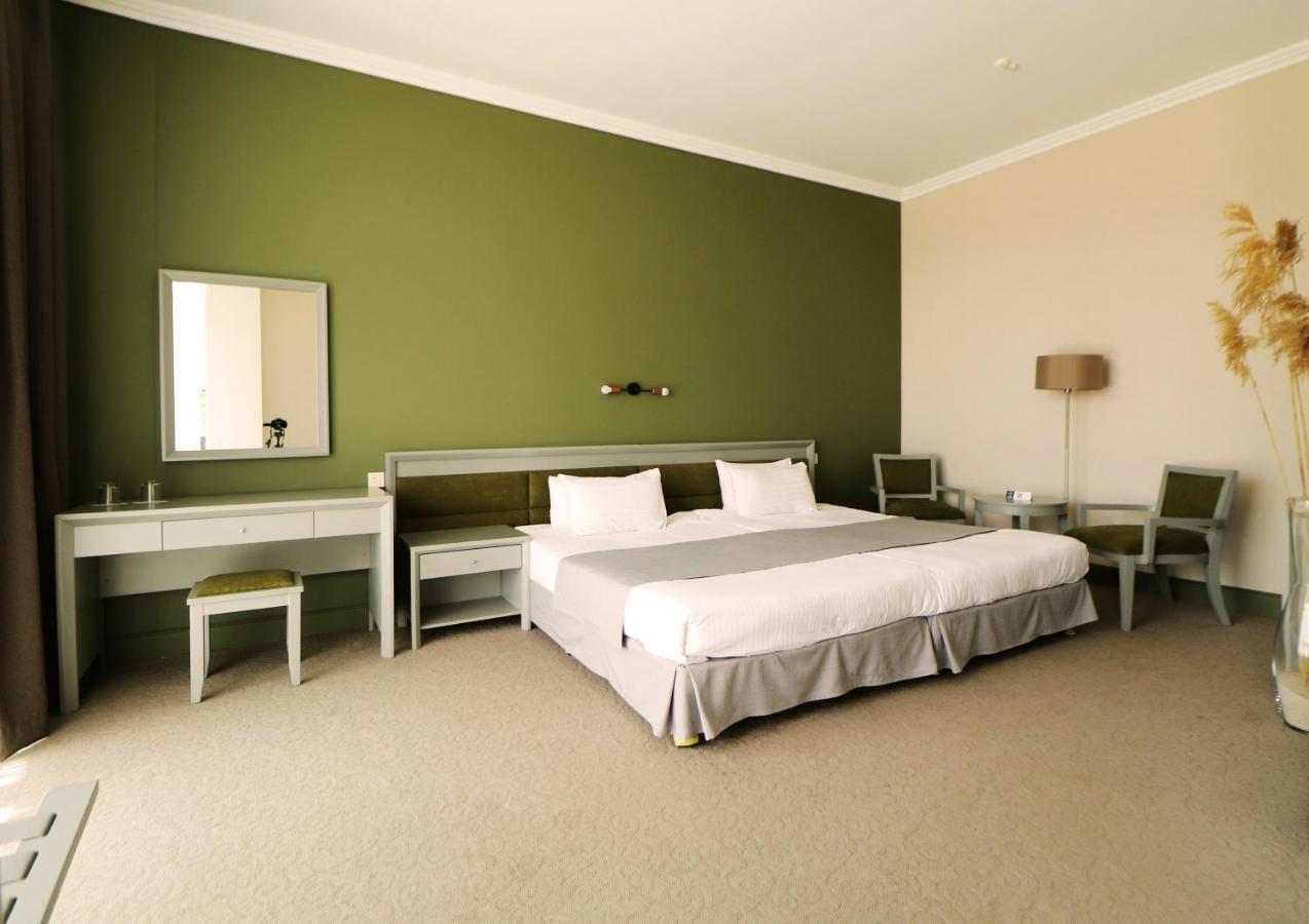 Bugaz Sea View Hotel Hribivka Kültér fotó