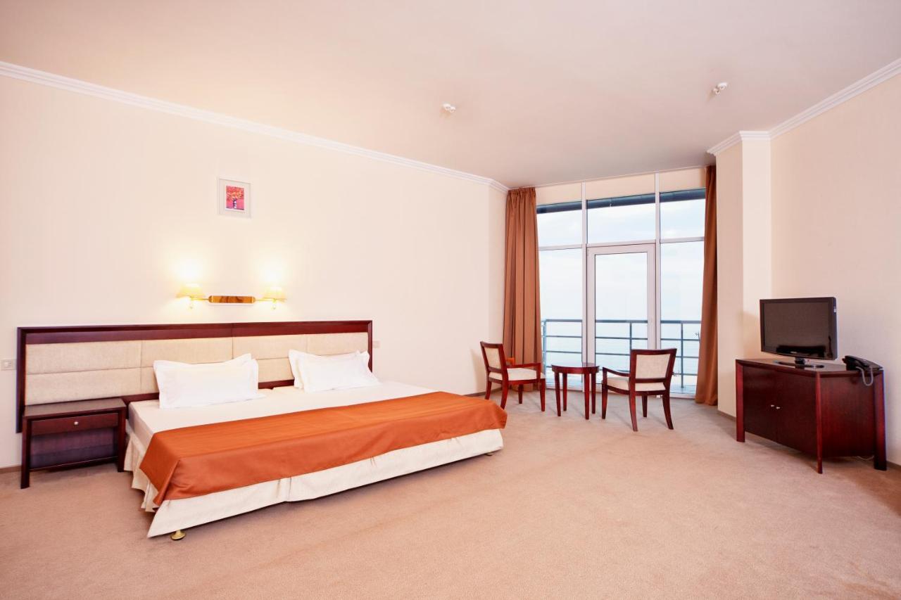 Bugaz Sea View Hotel Hribivka Kültér fotó